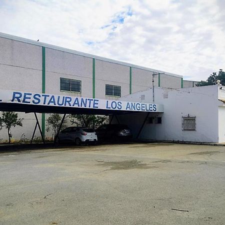 Hostal los Ángeles La Puebla de Cazalla Exterior foto