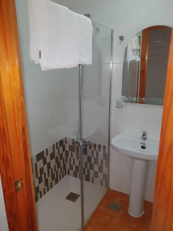 Hostal los Ángeles La Puebla de Cazalla Exterior foto